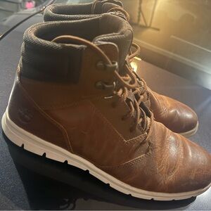 Timberland Mens Parker Mid Lace Sneaker Rust Full Grain Excellent condition Sz9